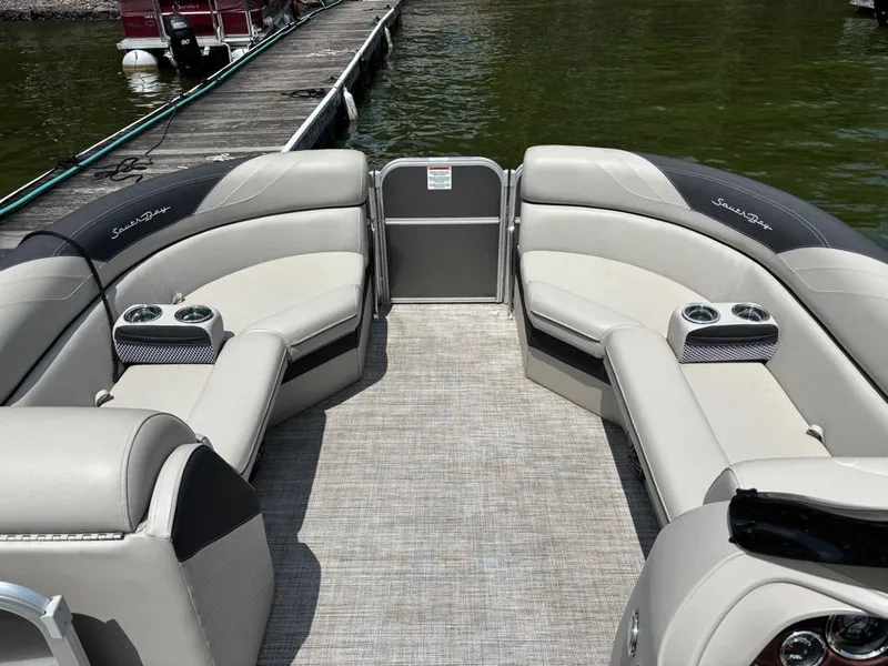 Slide: The Image of South Bay 200 Series S224RS 2.75 2022 - 10