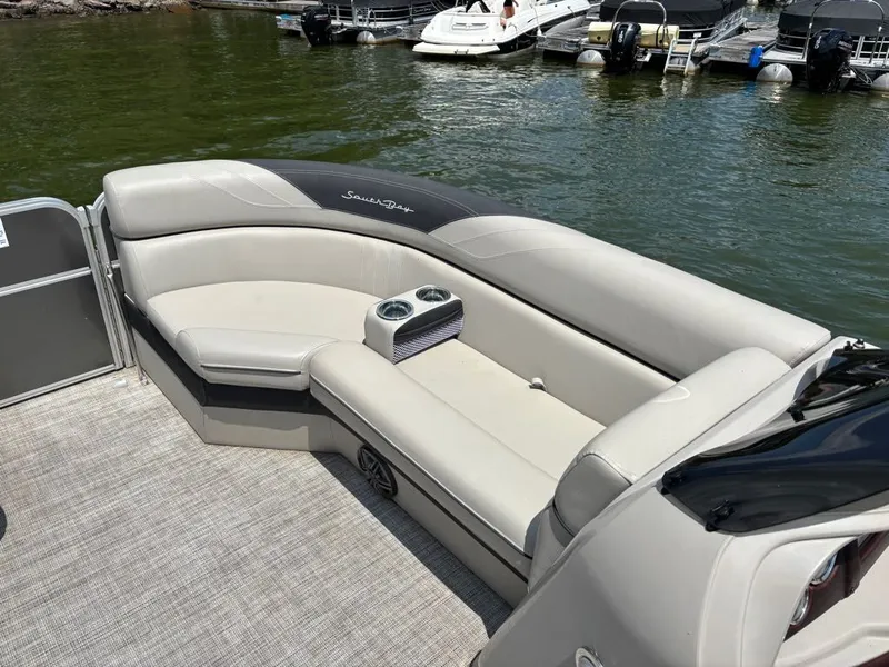 Slide: The Image of South Bay 200 Series S224RS 2.75 2022 - 3