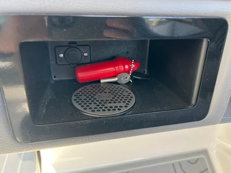 Slide: The Image of Regal LS4 Surf 2025 - 24