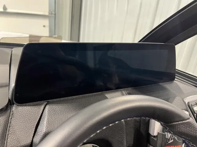 Slide: The Image of Malibu Wakesetter 23 LSV 2025 - 32