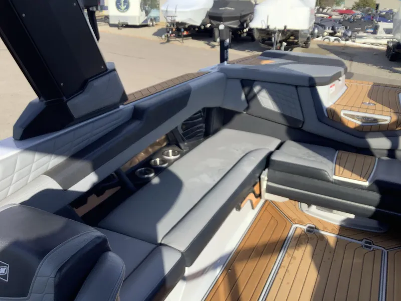 Slide: The Image of Nautique G25 2022 - 13