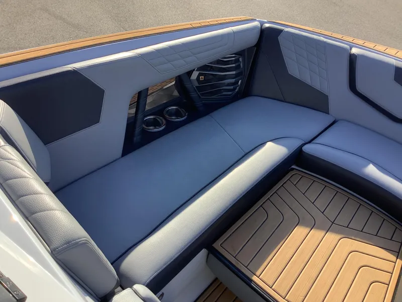 Slide: The Image of Nautique G25 2022 - 20