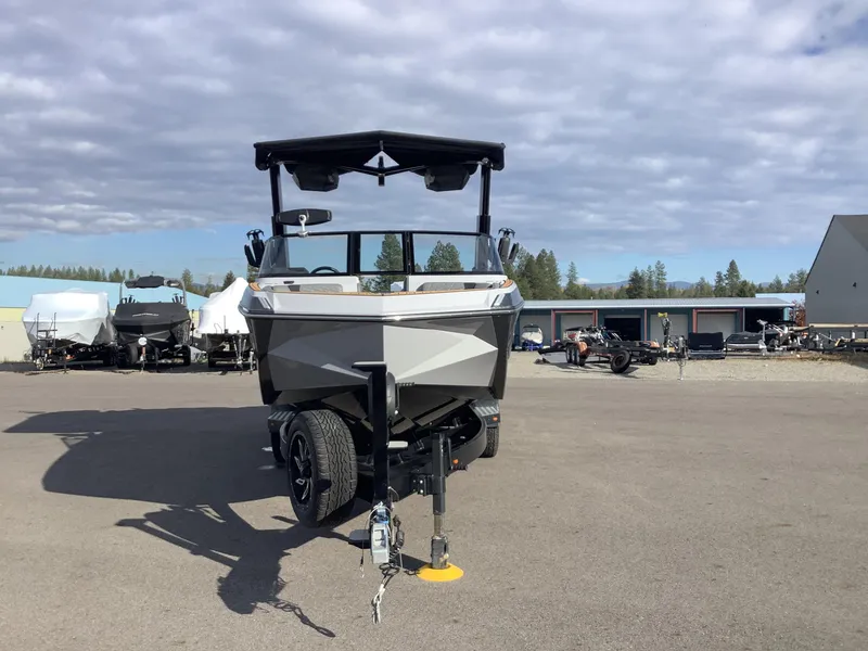 Slide: The Image of Nautique G25 2022 - 3