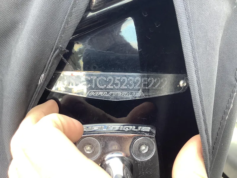 Slide: The Image of Nautique G25 2022 - 32