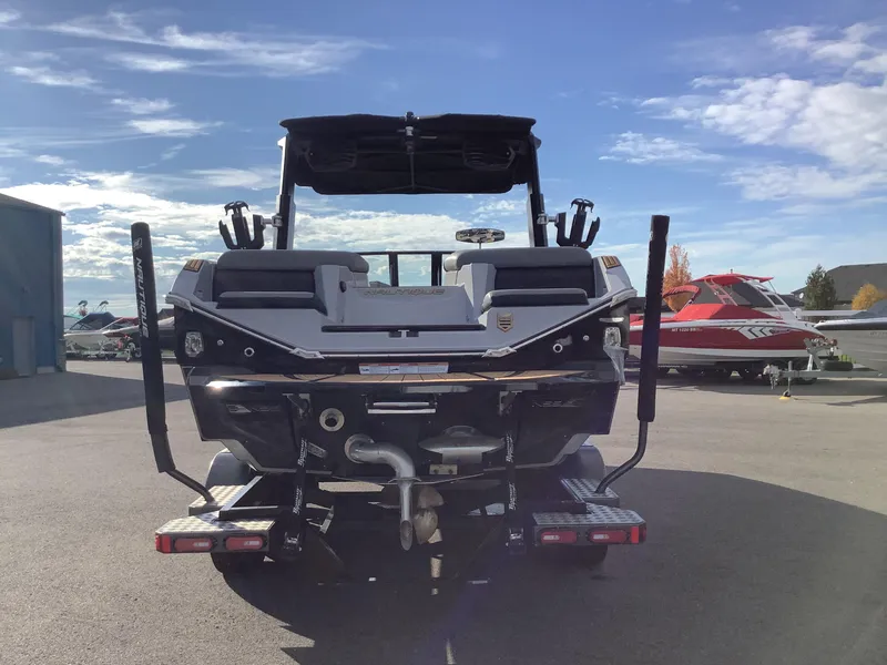 Slide: The Image of Nautique G25 2022 - 7