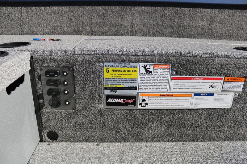 Slide: The Image of Alumacraft Escape 165 Tiller 2024 - 15
