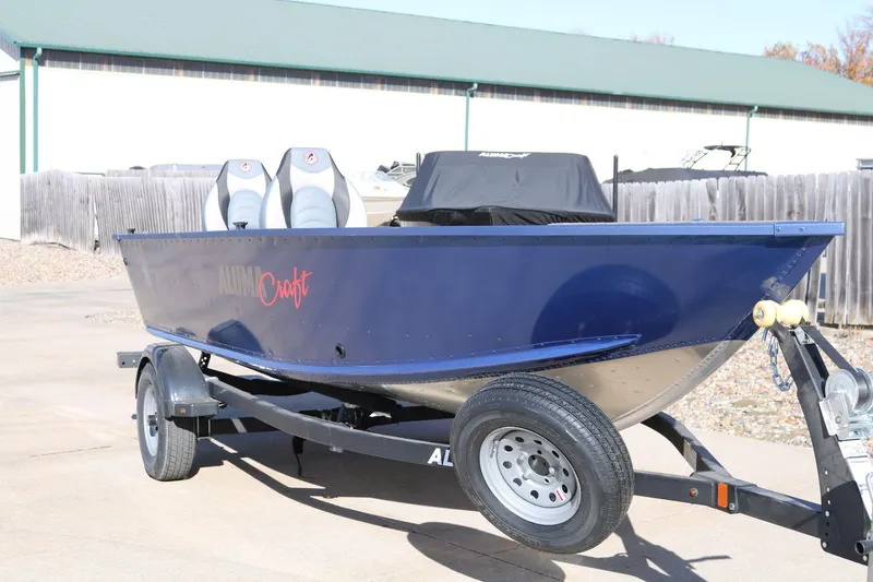 Slide: The Image of Alumacraft Escape 165 Tiller 2024 - 3