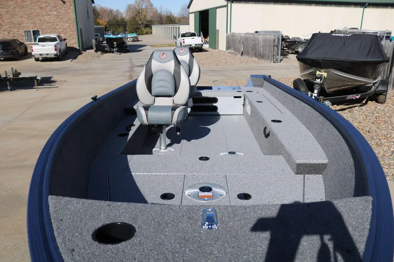 Slide: The Image of Alumacraft Escape 165 Tiller 2024 - 9