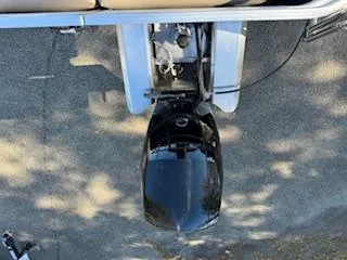 Slide: The Image of Sun Tracker Fishin' Barge 22 DLX 2025 - 75