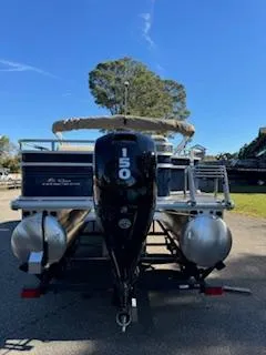 Slide: The Image of Sun Tracker Fishin' Barge 22 DLX 2025 - 78