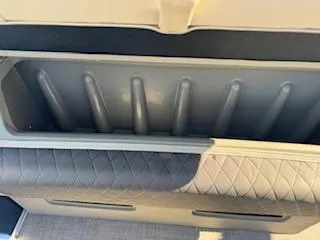 Slide: The Image of Sun Tracker Fishin' Barge 22 DLX 2025 - 90