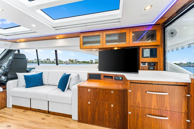 Slide: The Image of Salon and Entertainment Area - 13