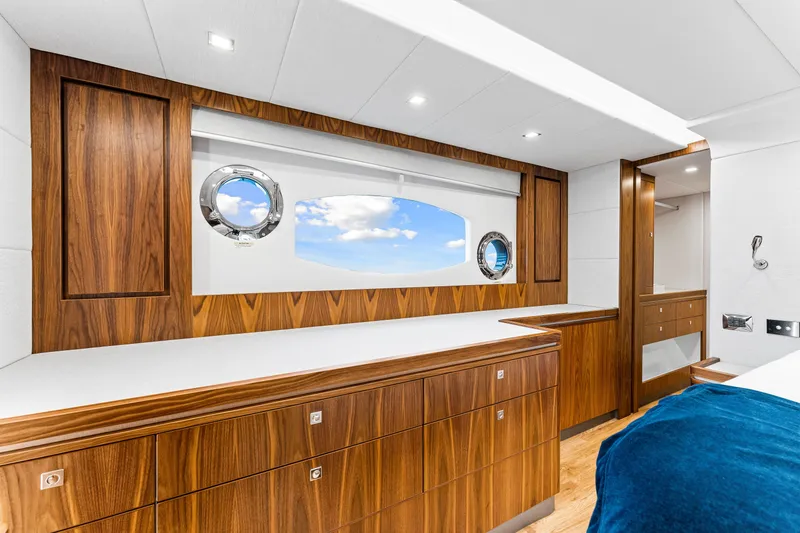 Slide: The Image of Riviera 6000 Sport Yacht 2022 - 25