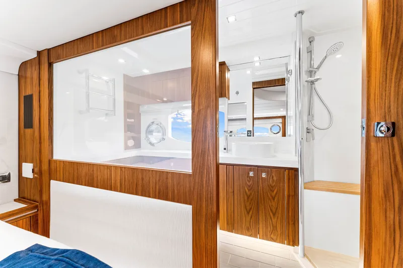 Slide: The Image of Master Head - 26