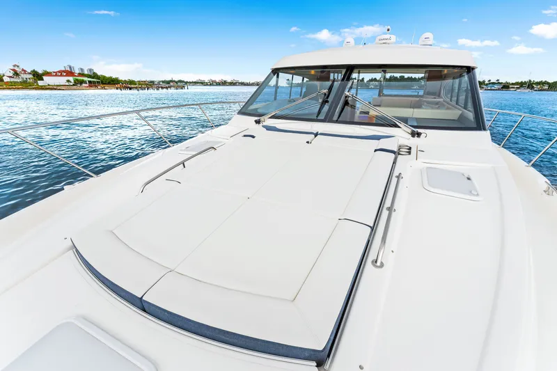 Slide: The Image of Foredeck Sunpad - 38