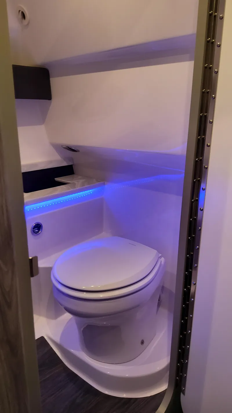 Slide: The Image of Formula 330 Crossover Bowrider I/O 2025 - 51