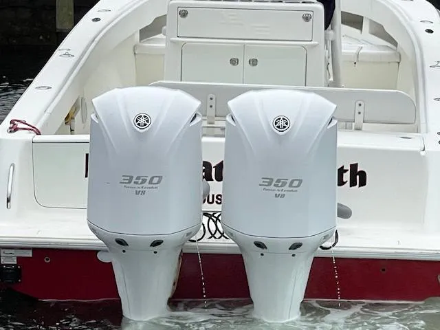 Slide: The Image of 2016 SeaVee 340Z boat with twin Yamaha 350 V8 outboard engines. - 5