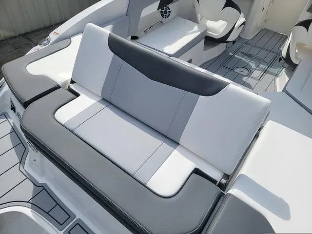 Slide: The Image of Chaparral 23 SSi OB 2025 - 10