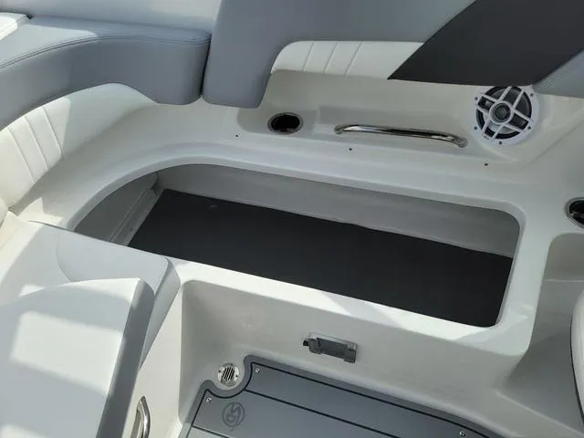 Slide: The Image of Chaparral 23 SSi OB 2025 - 15