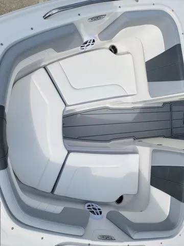 Slide: The Image of Chaparral 23 SSi OB 2025 - 28