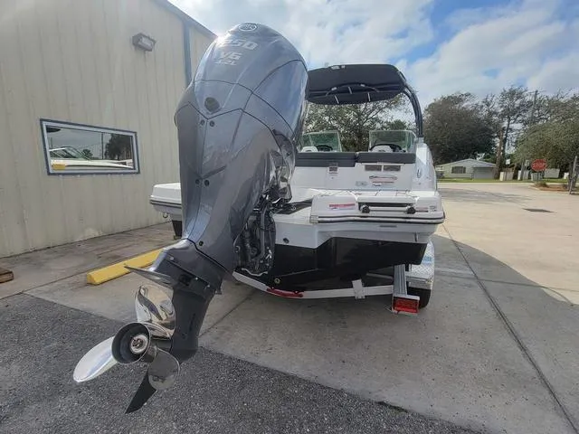 Slide: The Image of Chaparral 23 SSi OB 2025 - 7