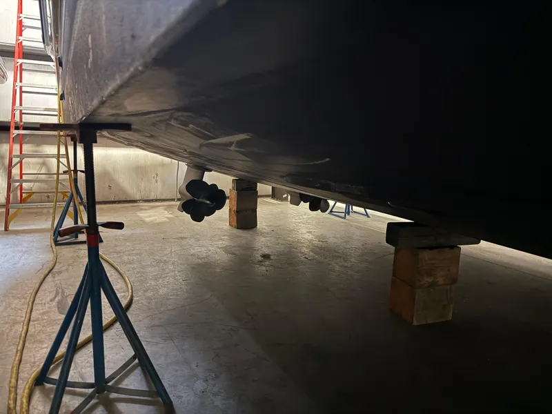 Slide: The Image of Bottom paint - 49