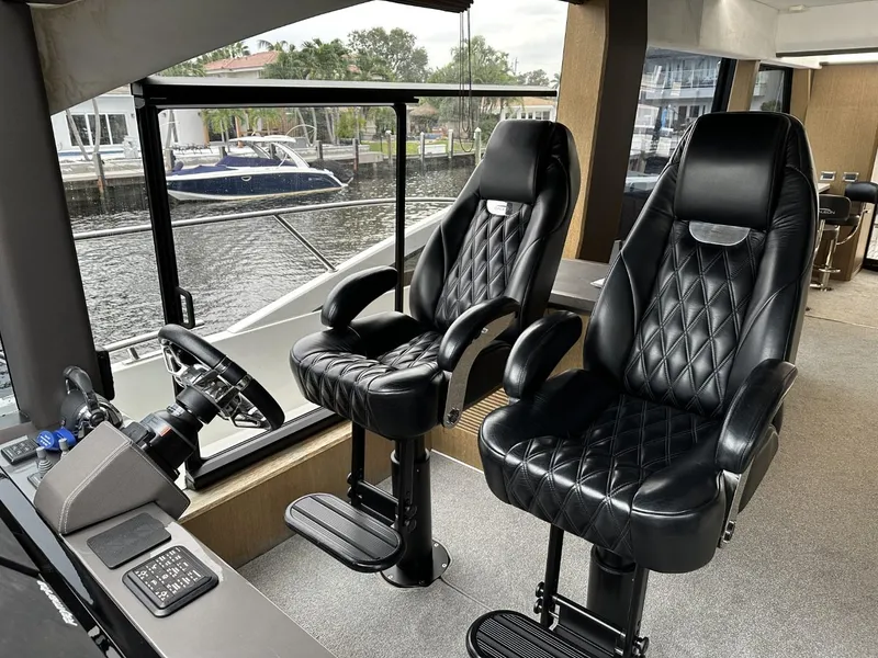 Slide: The Image of Galeon 650 Sky 2019 - 63