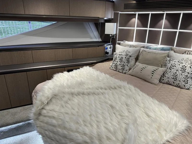 Slide: The Image of Galeon 650 Sky 2019 - 83