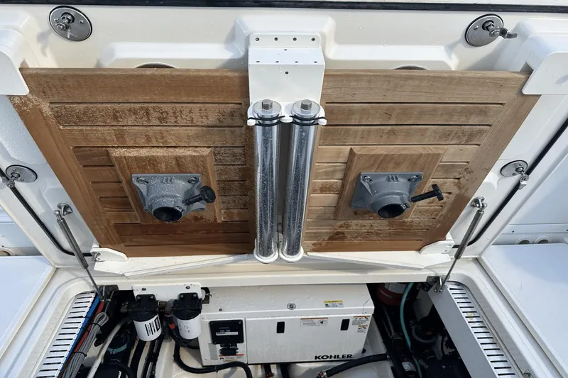 Slide: The Image of Boston Whaler 380 Outrage 2018 - 12