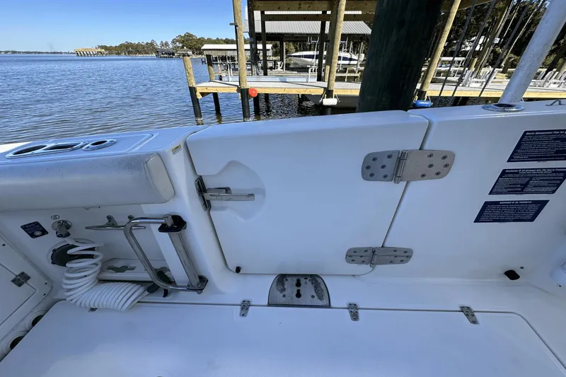 Slide: The Image of Boston Whaler 380 Outrage 2018 - 16