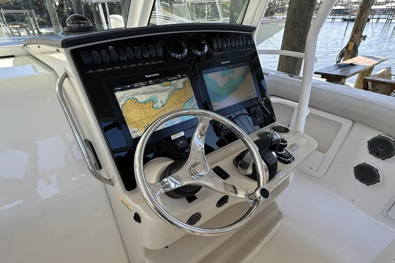 Slide: The Image of Boston Whaler 380 Outrage 2018 - 26