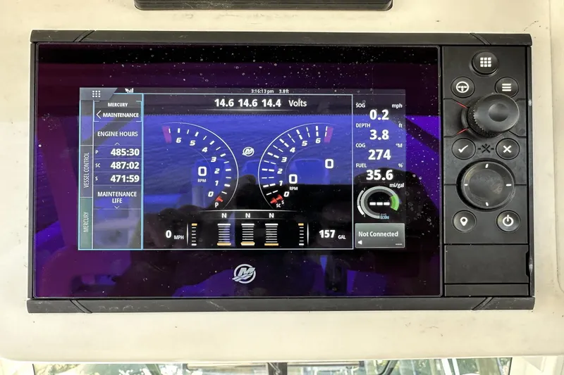 Slide: The Image of Boston Whaler 380 Outrage 2018 - 30