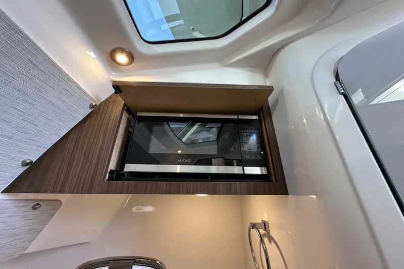 Slide: The Image of Boston Whaler 380 Outrage 2018 - 35