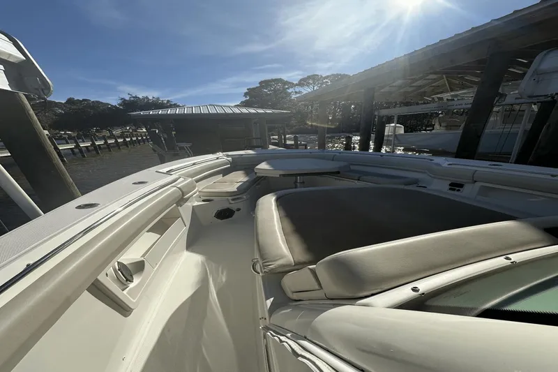 Slide: The Image of Boston Whaler 380 Outrage 2018 - 38