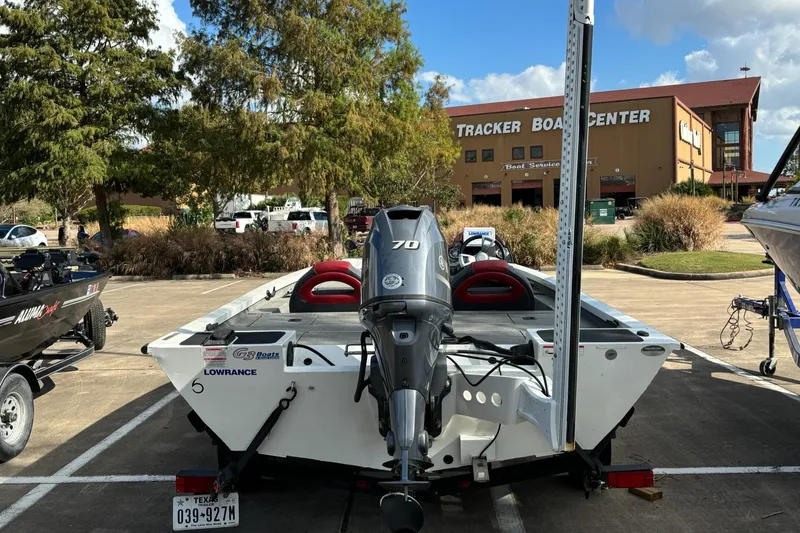 Slide: The Image of Yamaha outboard motor on 2021 G3 Sportsman 1710 boat, four-stroke engine. - 4