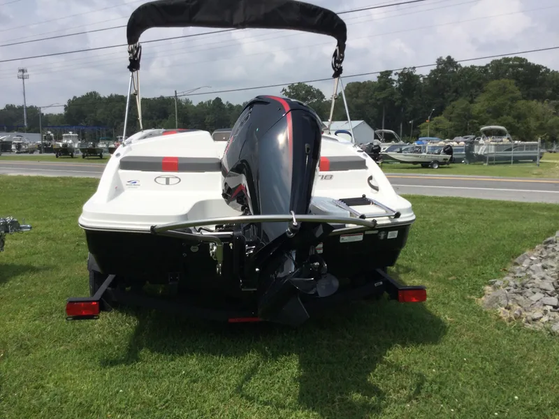 Slide: The Image of Tahoe T18 OB BLK/RED 115M 2024 - 8