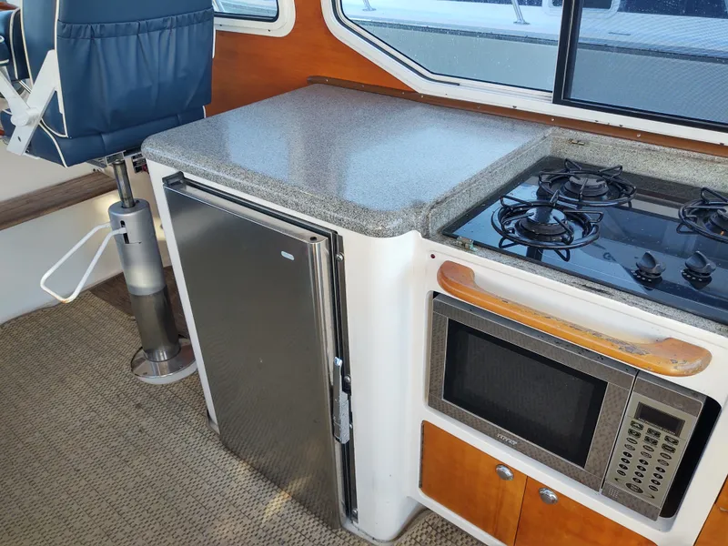 Slide: The Image of Life Savor stove and fridge  - 24