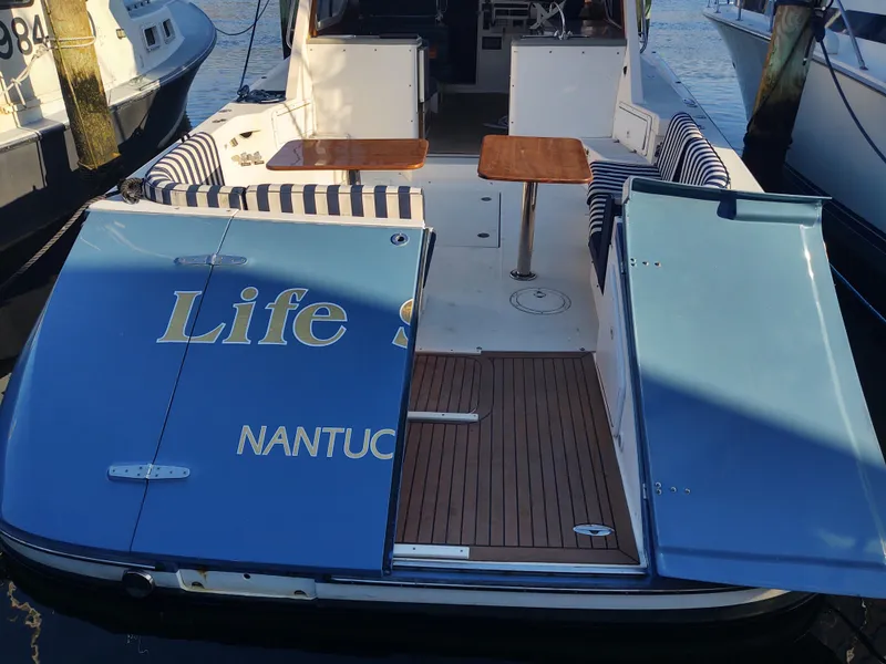 Slide: The Image of Life Savor stbd transom door open - 7