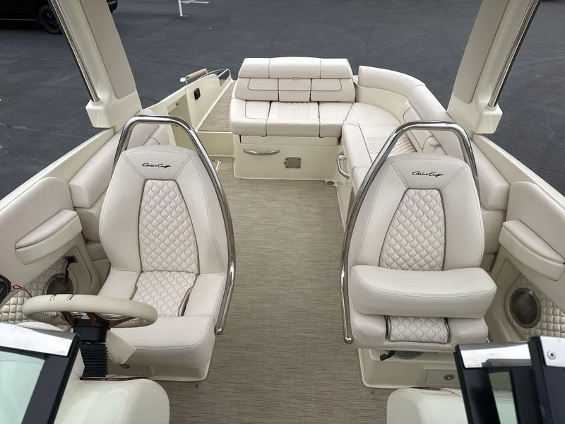 Slide: The Image of Chris-Craft Launch 28 GT 2025 - 12