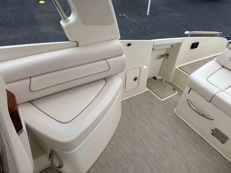 Slide: The Image of Chris-Craft Launch 28 GT 2025 - 18