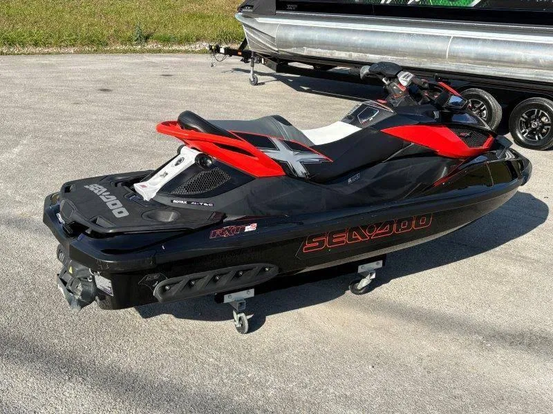 Slide: The Image of Sea-Doo RXT aS 260 2011 - 11