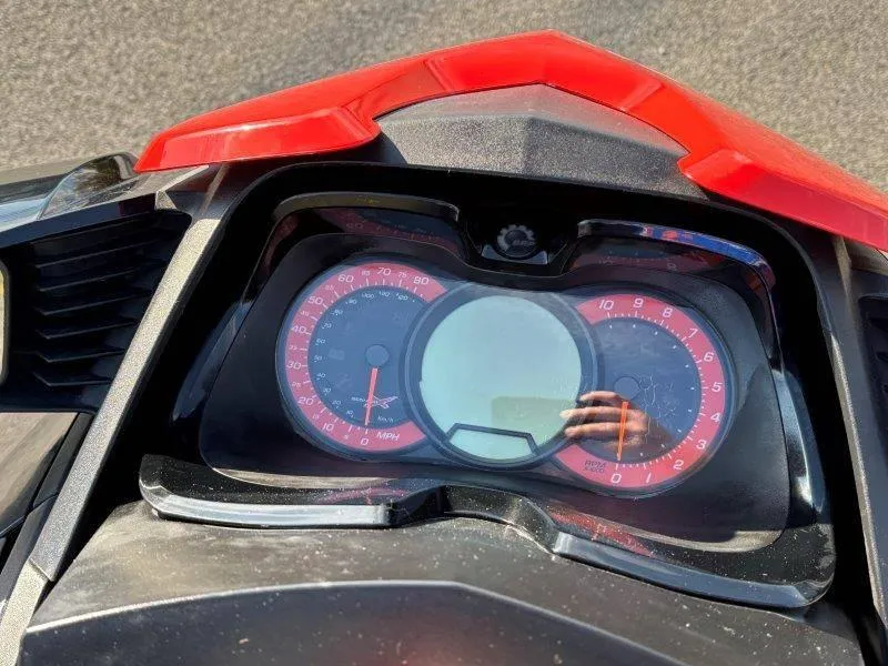 Slide: The Image of Sea-Doo RXT aS 260 2011 - 18