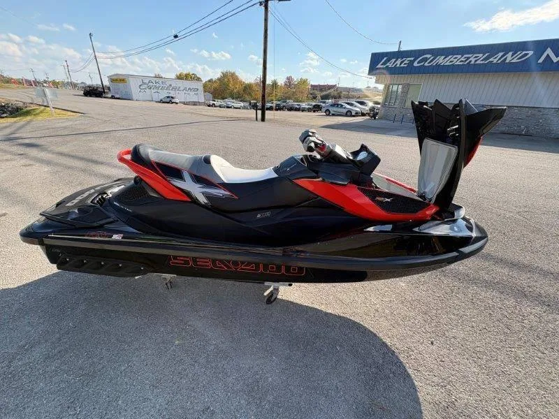 Slide: The Image of Sea-Doo RXT aS 260 2011 - 27