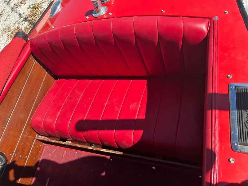 Slide: The Image of 1948 Chris-Craft 19' Runabout - 8
