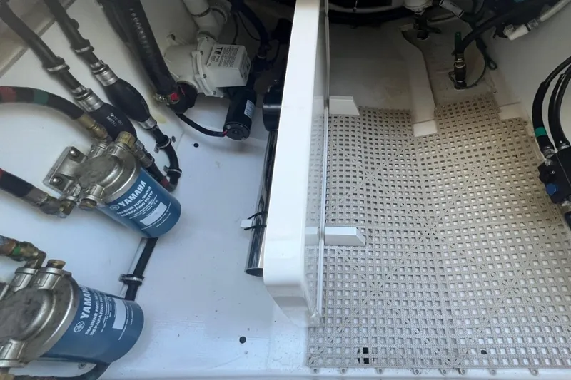 Slide: The Image of Pursuit DC 295 Dual Console - 32