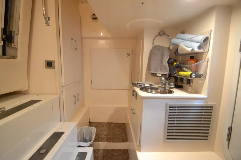 Slide: The Image of Marquis 59 2007 - 58