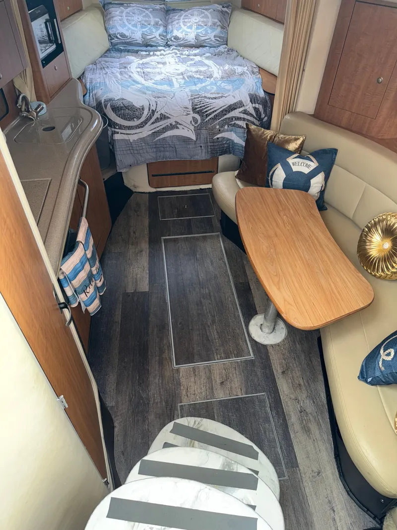 Slide: The Image of Sea Ray Sundancer 320 2006 - 30