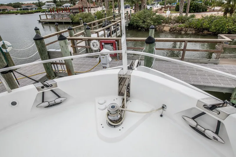 Slide: The Image of Lazzara Yachts 76 Motor Yacht 1997 - 67