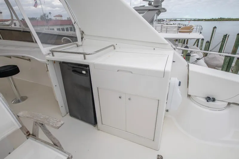 Slide: The Image of Lazzara Yachts 76 Motor Yacht 1997 - 80