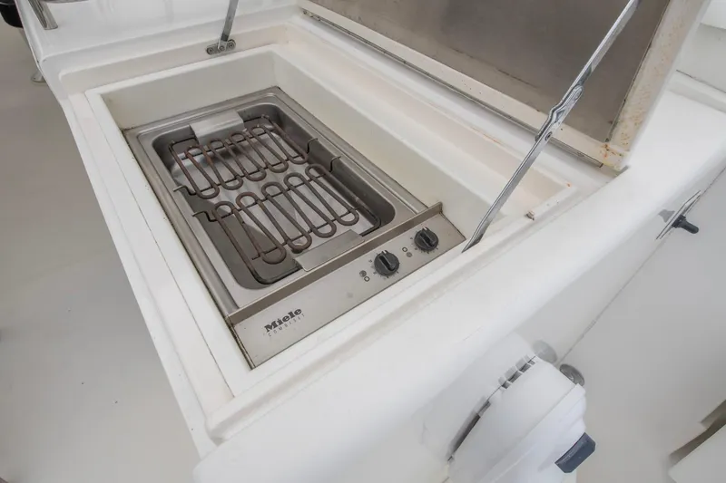 Slide: The Image of Lazzara Yachts 76 Motor Yacht 1997 - 81